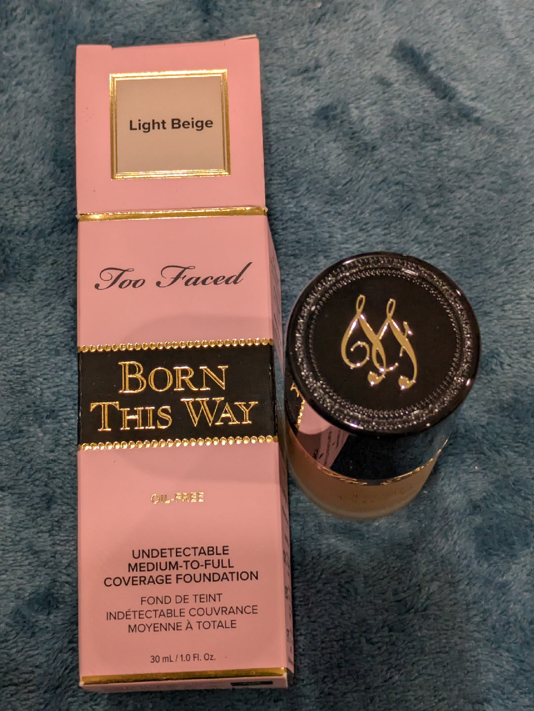 Too Faced Born This Way Foundation - Light Beige - photo 2