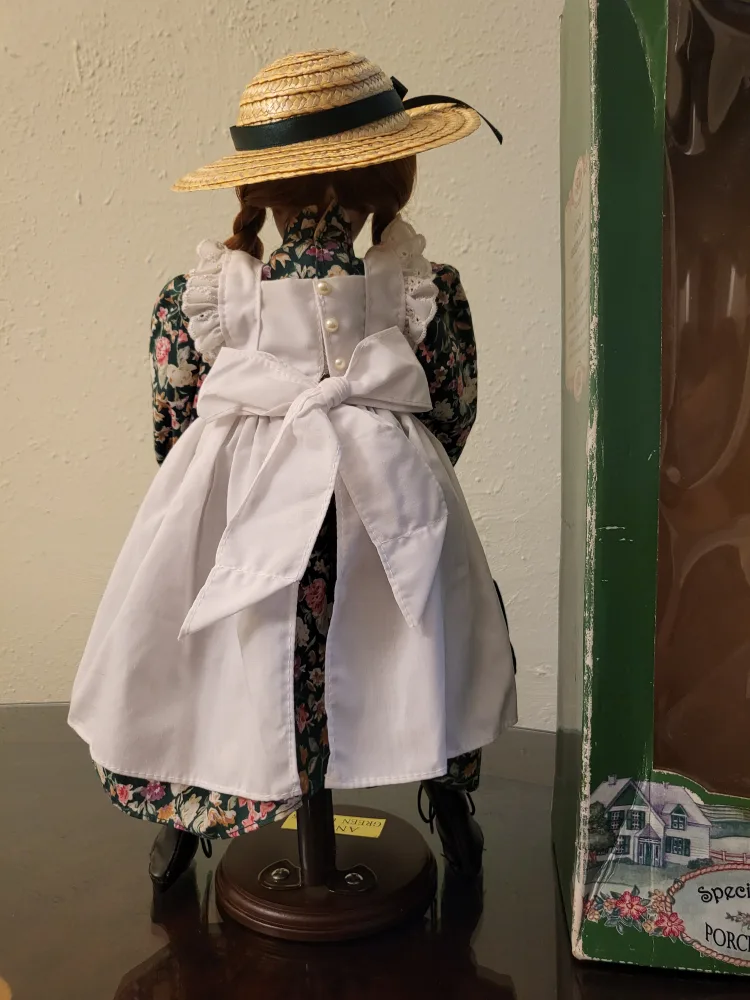 Anne of Green Gables Porcelain Doll Special Edition image indicator(4)