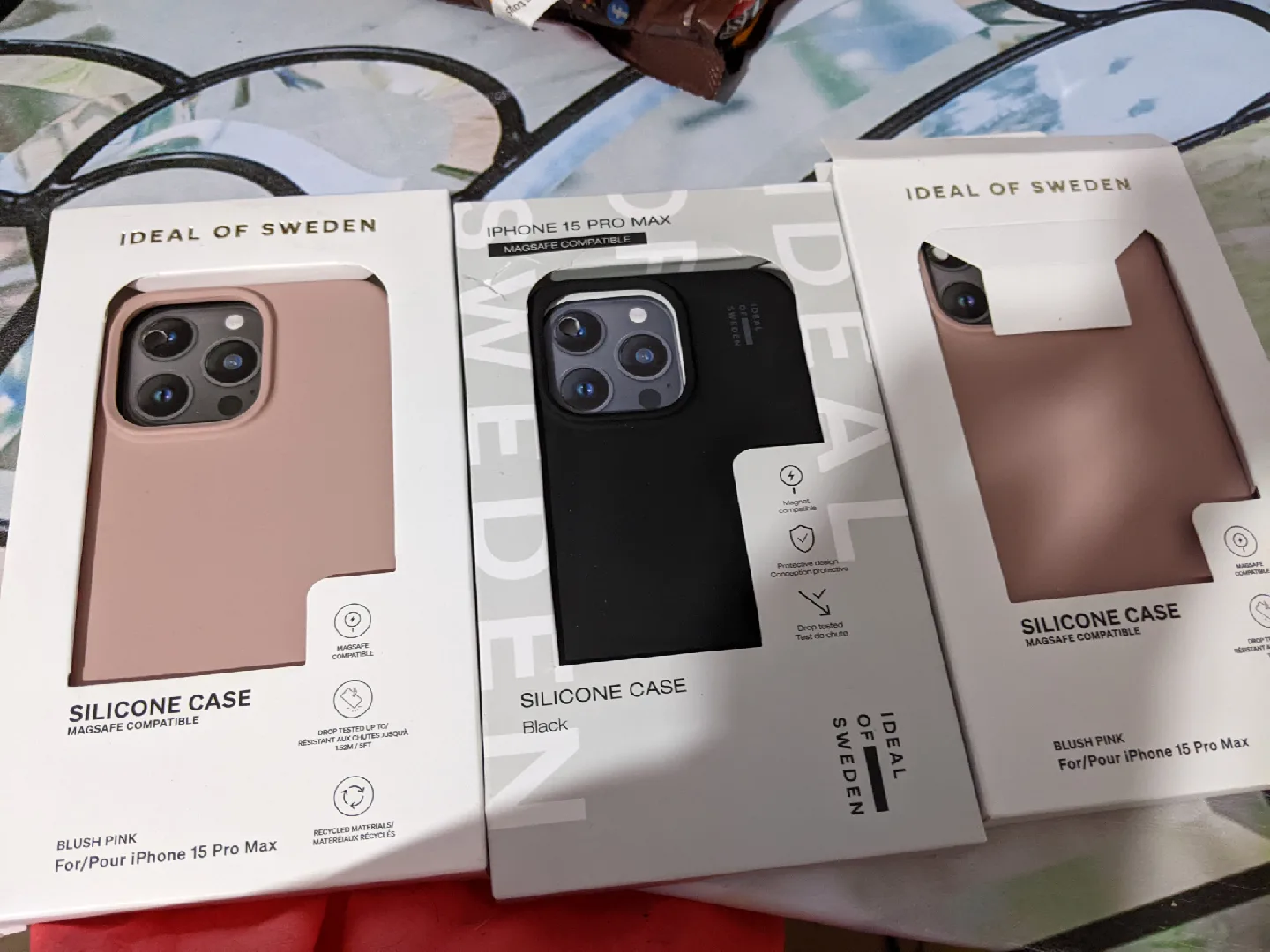 iPhone Cases: Ideal of Sweden & Blu Element thumbnail