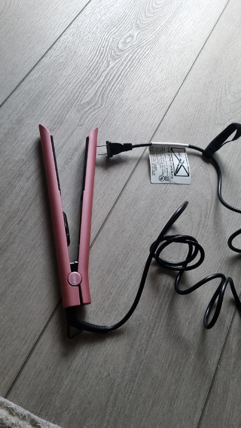 INF Hair Straightener - Pink (Used for 2 months only) thumbnail