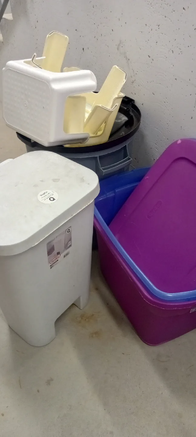 Various plastic bin, containers n step stools $20 for all. thumbnail
