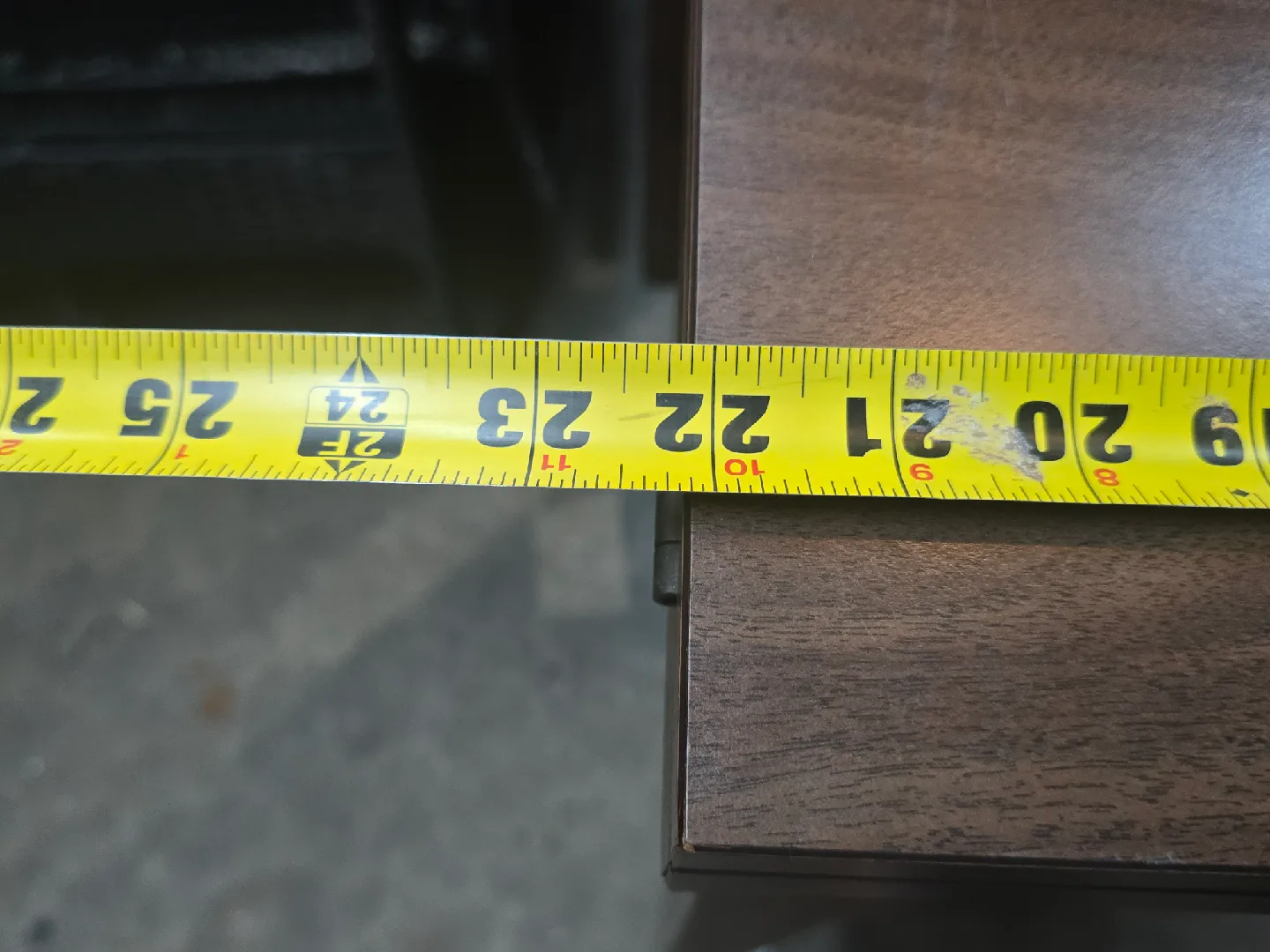 Vintage Singer Stylist Sewing Machine with Table image indicator(9)