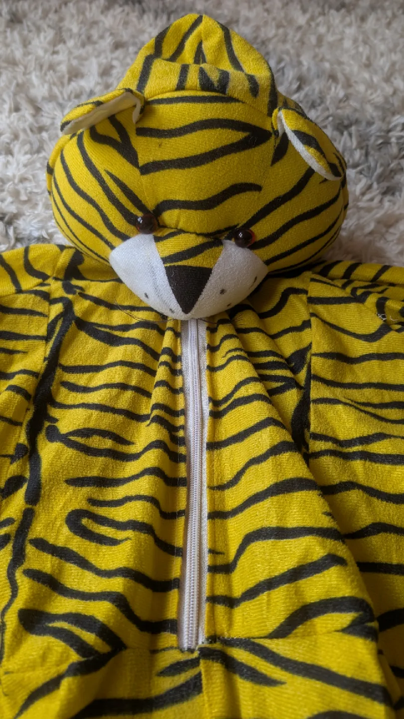 Tiger Costume Onesie image indicator(2)