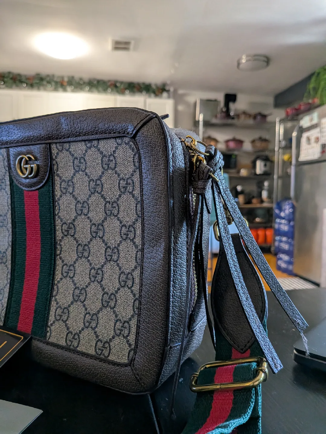 Gucci Ophidia GG Shoulder Bag image indicator(2)