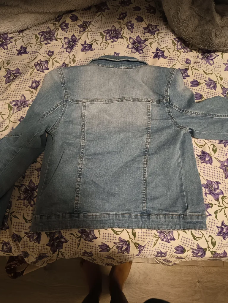 H&M Denim Jacket image indicator(4)