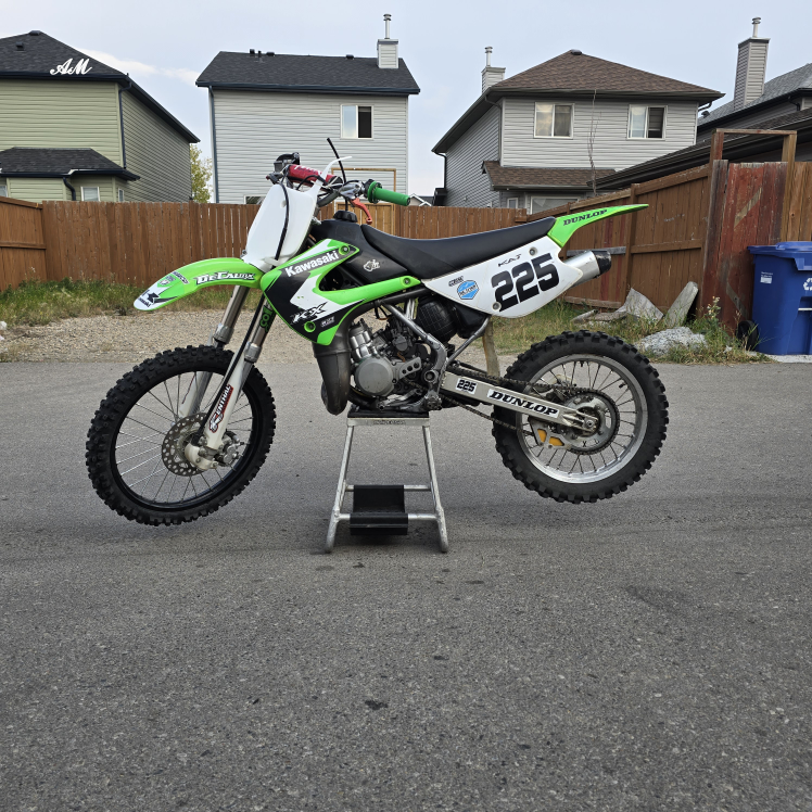 2002 Kawasaki KX 100 Dirt Bike