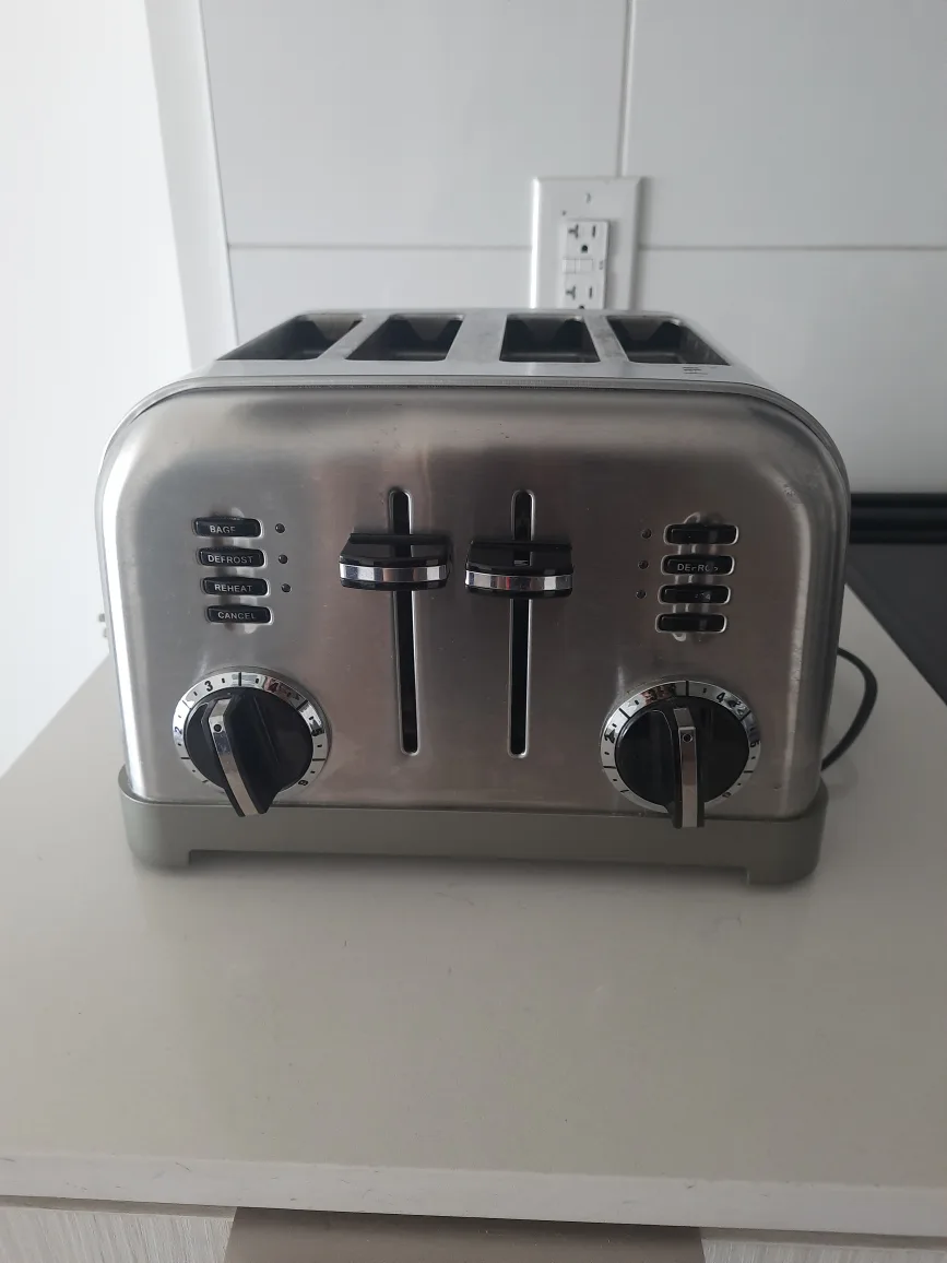 cuisineart Four Slice Toaster