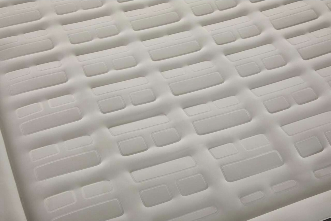 Brand New Double-High Queen Air Mattress, Built-In 120V Pump - photo 4