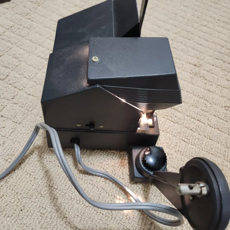 Mansfield 2000 8mm Film Editor - Made in Canada image indicator(3)