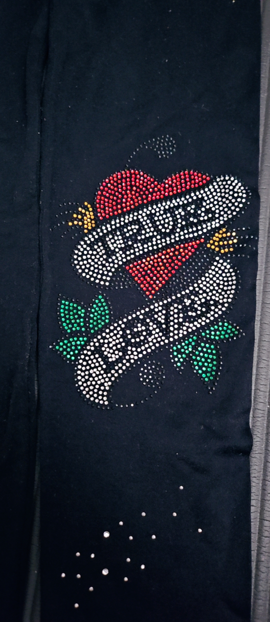 ❤️❤️‍🩹Black Leggings with Rhinestone Design