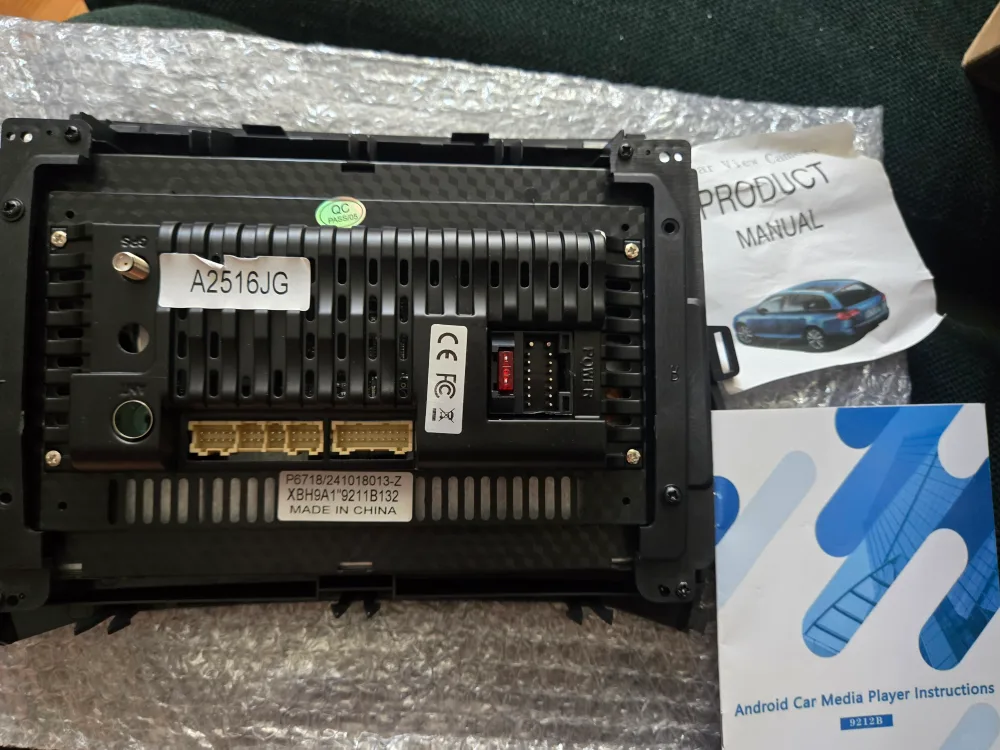 New Camecho Android 13 Car Stereo 1G+32G + Backup Camera image indicator(4)