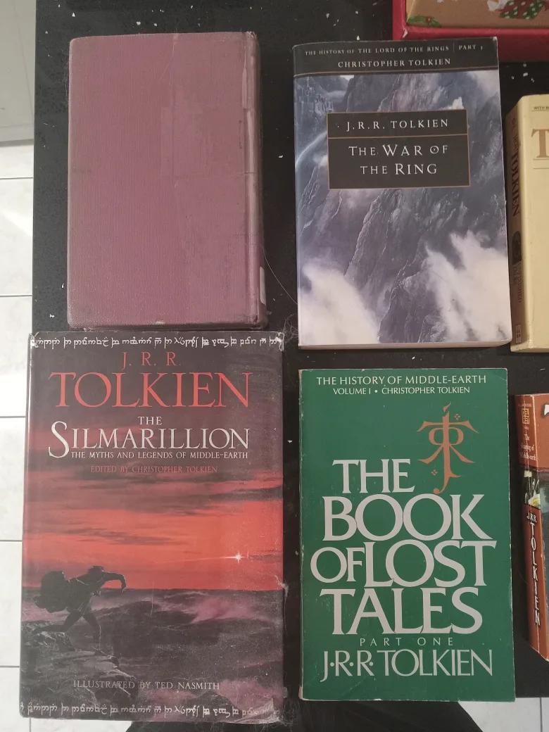 J.R.R. Tolkien Books - Lord of the Rings, Silmarillion thumbnail