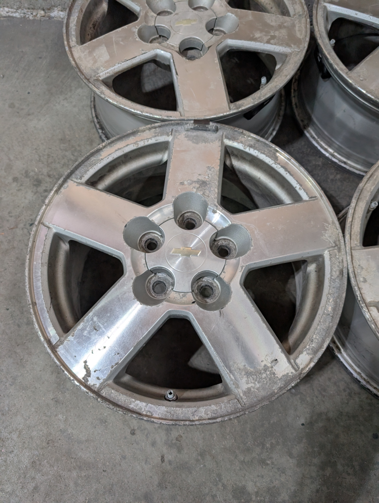 (4)-16 Inch Chevrolet Equinox Alloy Rims/TPMS Off 2007 Equinox - photo 2
