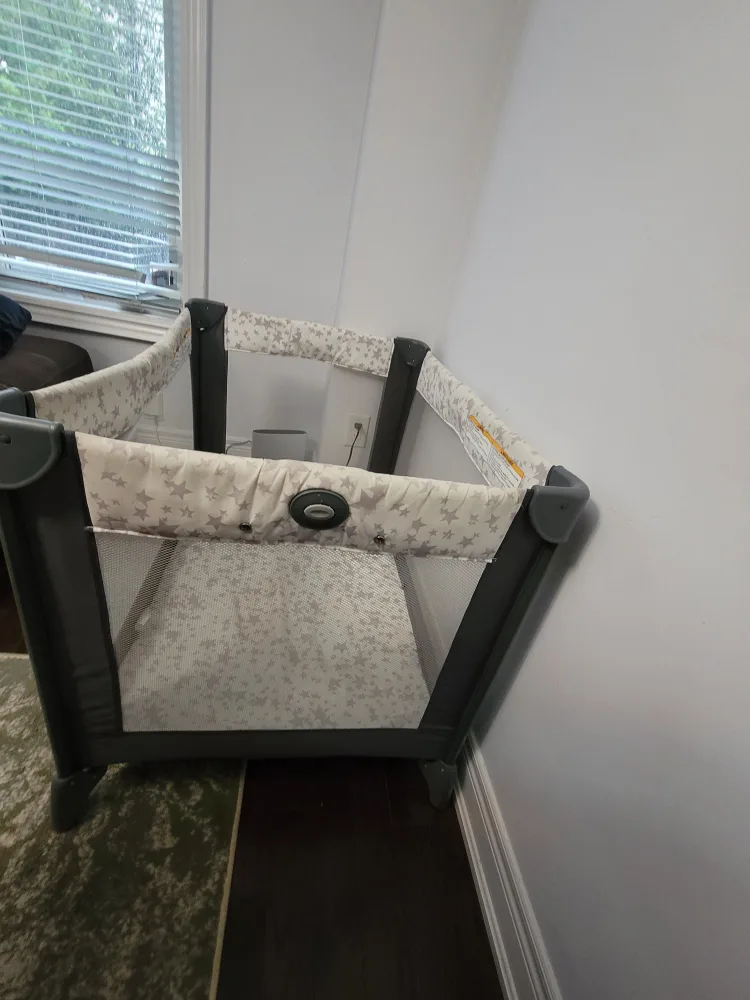 Graco Pack 'n Play Playard thumbnail