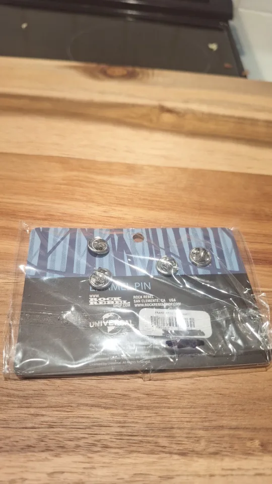 Universal Studios Monsters Glow-in-the-Dark Pin Set image indicator(2)