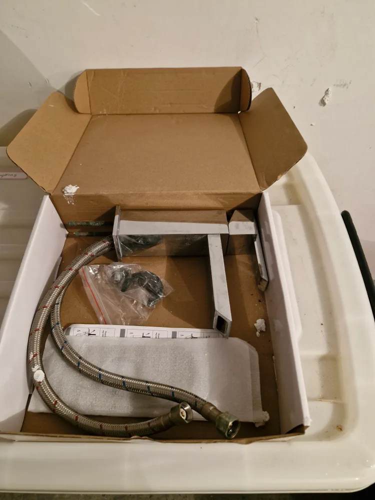 Chrome Bathroom Sink Faucet image indicator(2)