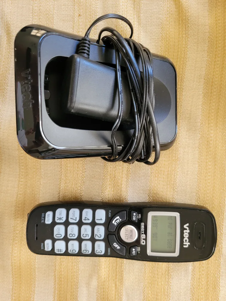 VTech DECT 6.0 Cordless Phone with Charger image indicator(3)