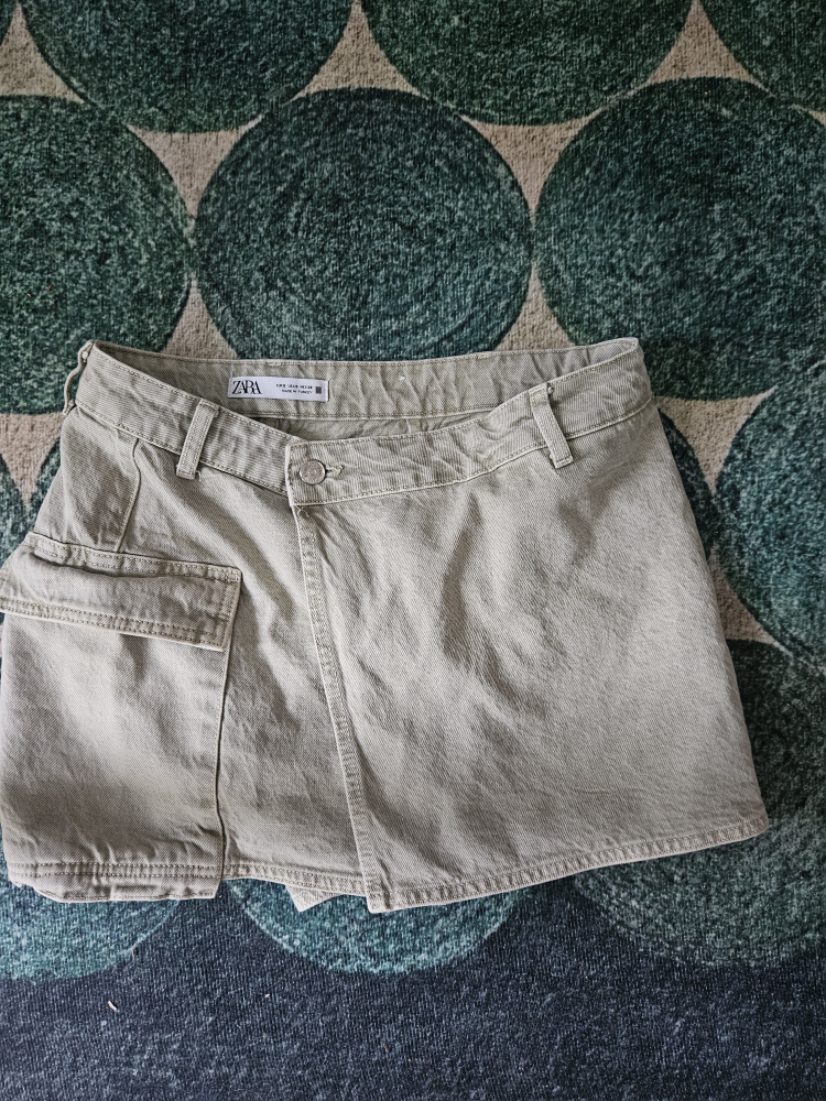 Zara Washed out Green Cargo Mini Skirt - Size USA S