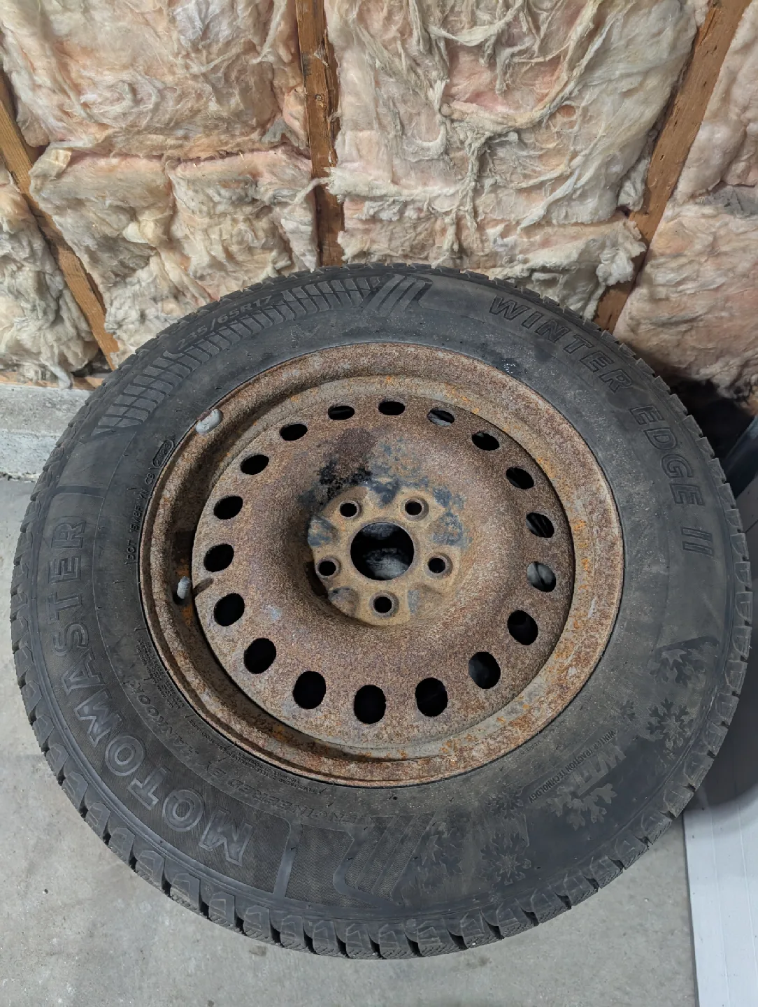 (4)-235/65R17 Winter Tires On Steel Rims Off 2016 Honda Odyssey image indicator(9)