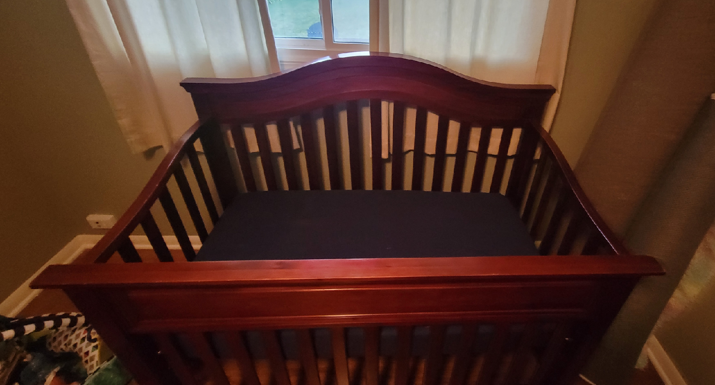 Wooden Crib and Dresser Set - photo 2