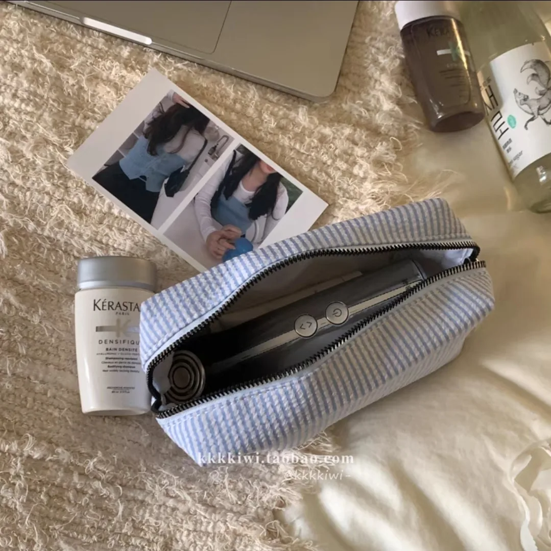 Striped Makeup/Cosmetic Bag - Red and White image indicator(2)