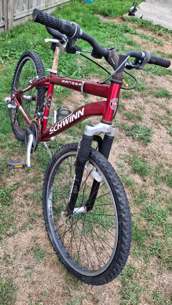 Used Schwinn Ranger Bike - 24 inch wheels image indicator(4)