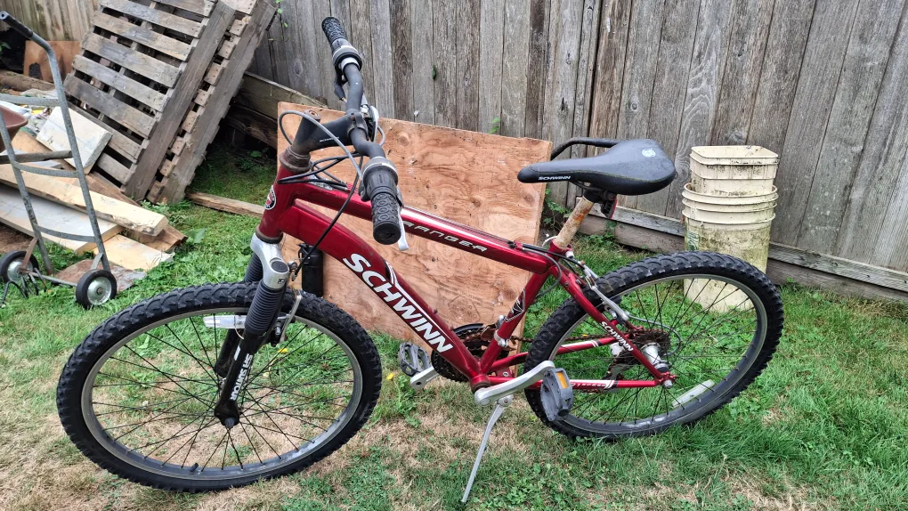 Used Schwinn Ranger Bike - 24 inch wheels image indicator(5)