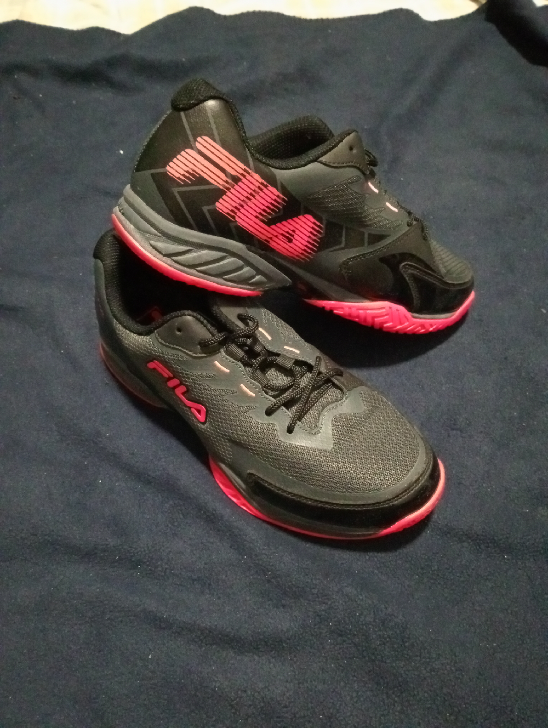 Fila Athletic Shoes - Grey & Pink - photo 2