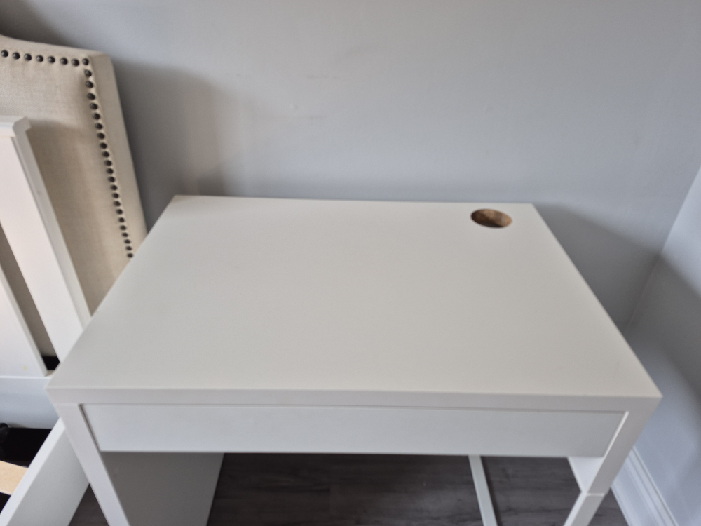 IKEA MICKE White Desk - photo 3