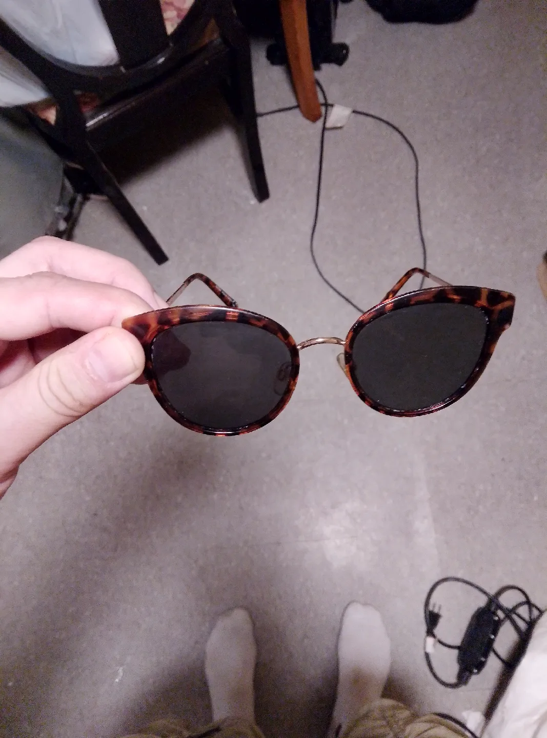 Tortoise Shell Sunglasses thumbnail