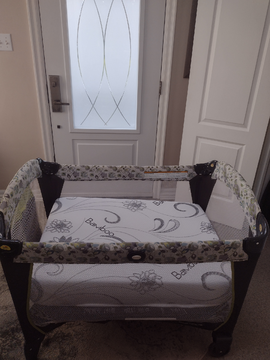 Graco pack n play