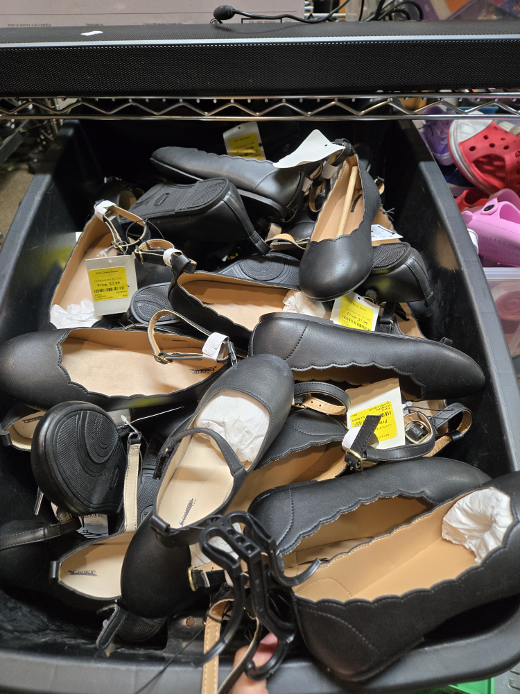 Kids shoes