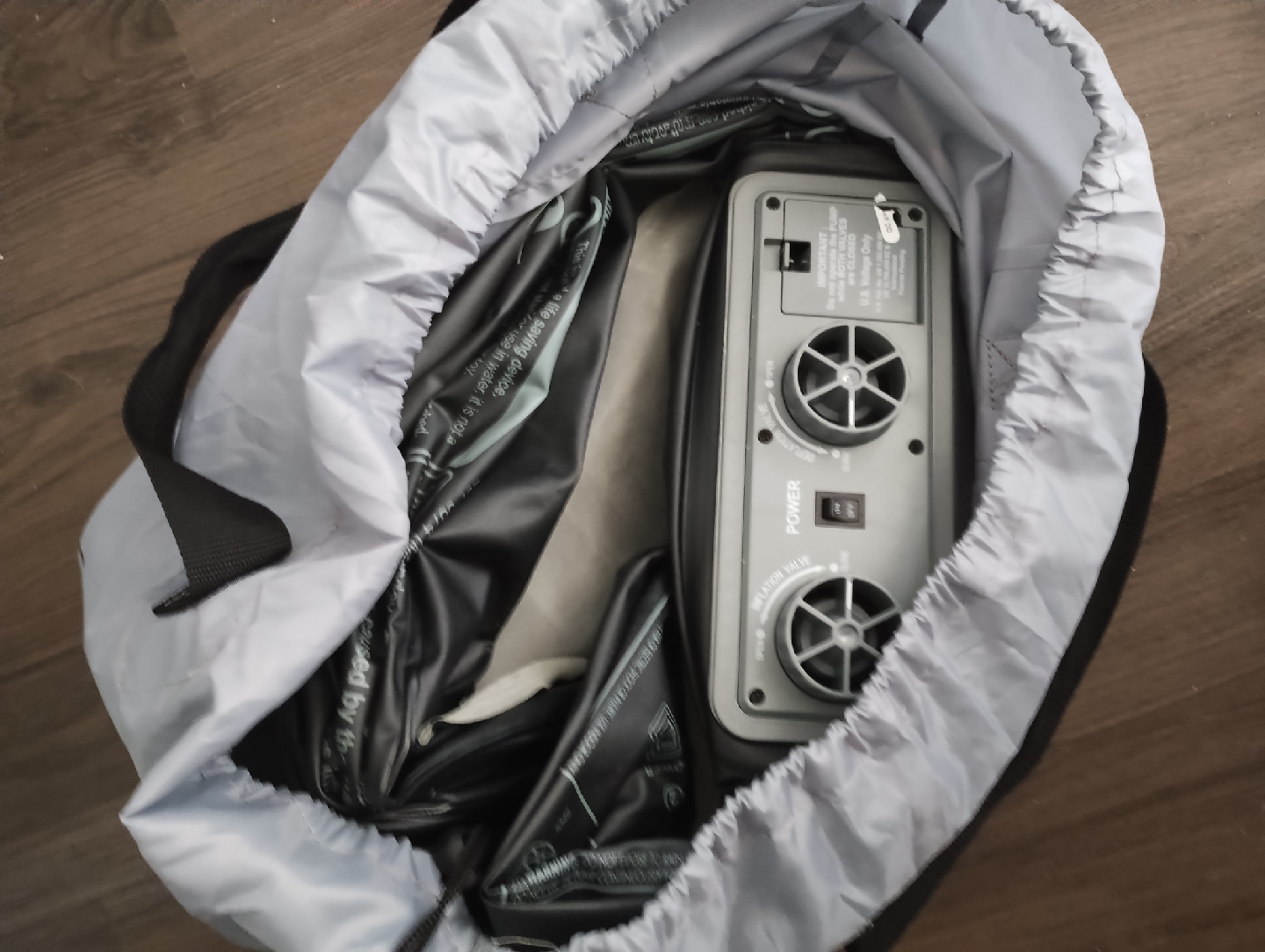 EZ Inflate Air Mattress with Built-in Pump - photo 3