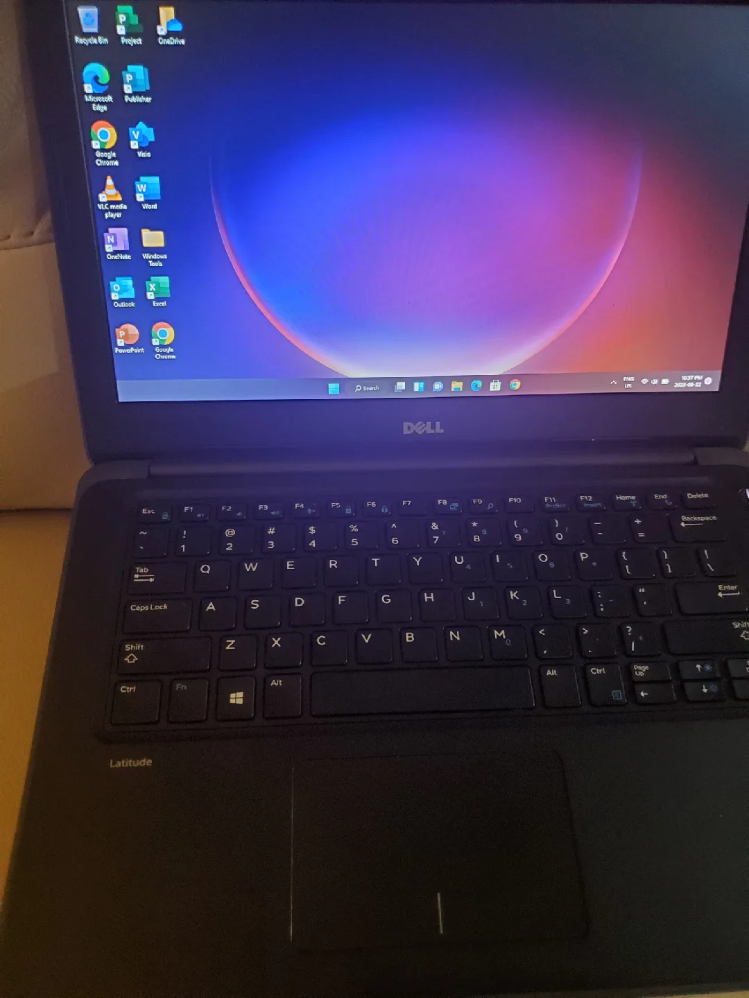 i5 7th gen 13.3inch windows 11pro Dell Latitude 3380 Laptop thumbnail