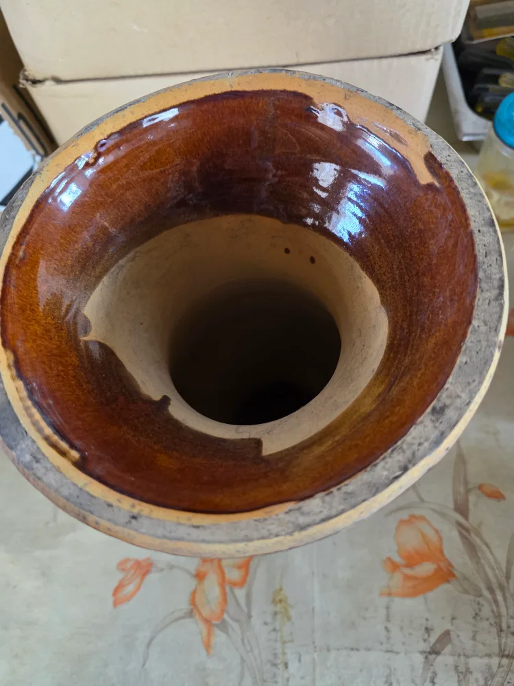 Brown Glazed Ceramic Vase image indicator(2)