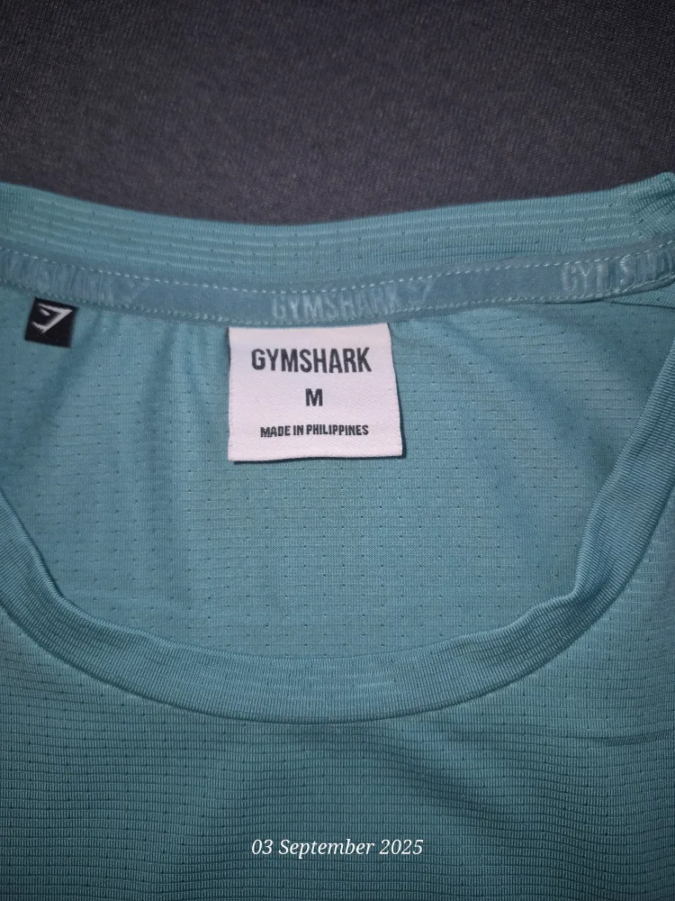 Gymshark T-Shirt Size M image indicator(2)