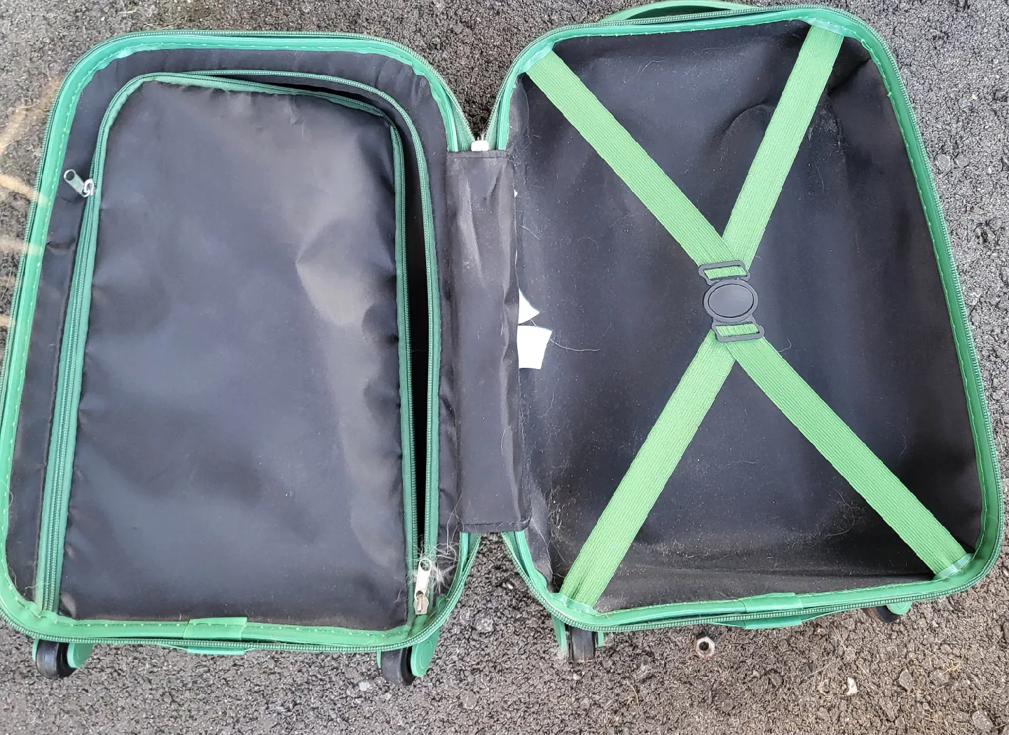 Marvel Black Panther Kids Rolling Suitcase image indicator(3)