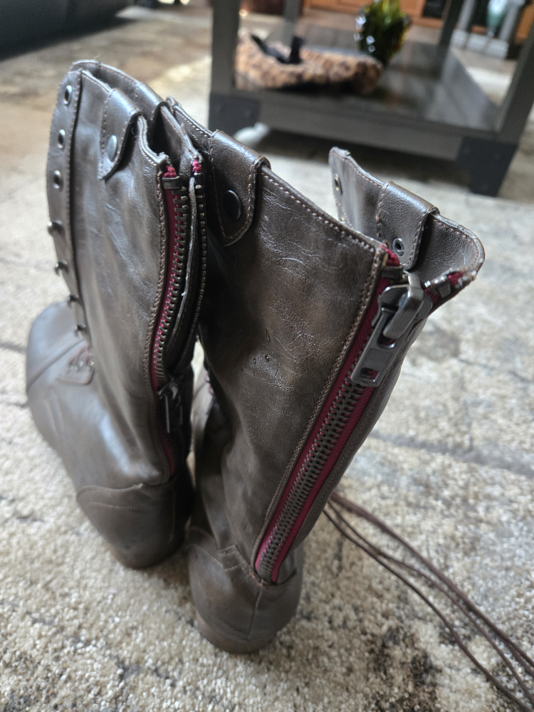 Victoria's Secret Brown Boots - Size 10 - photo 2