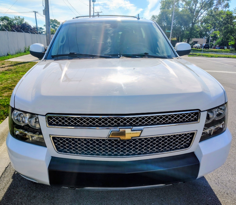 2011 Chevy Tahoe LT - photo 4