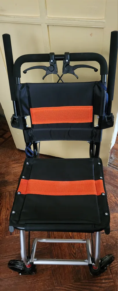 Lightweight Foldable Transport Wheelchair image indicator(2)