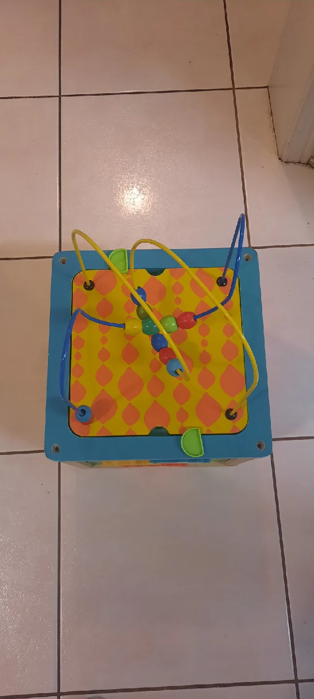 Kids Wooden Activity Cube image indicator(2)