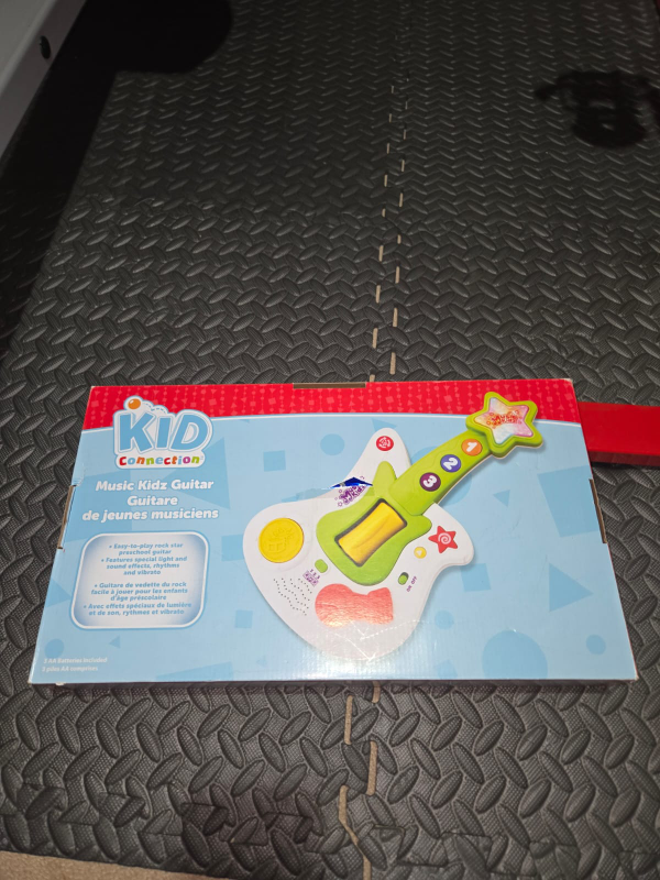 Toy Guitar - photo 3