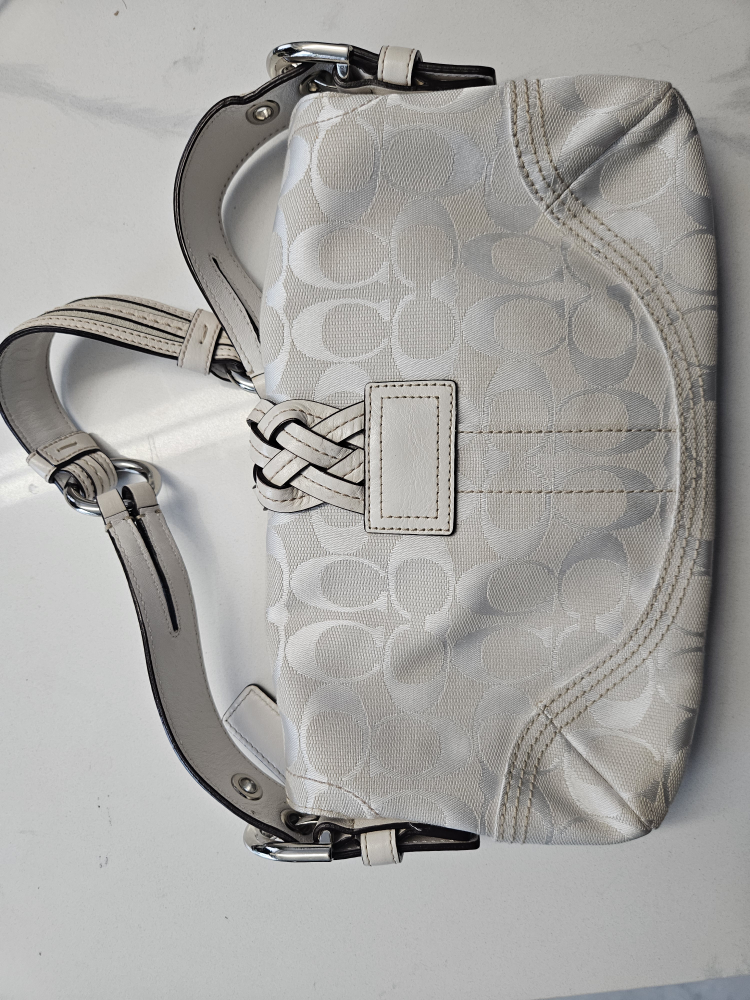 Coach White Signature Canvas Handbag - photo 3