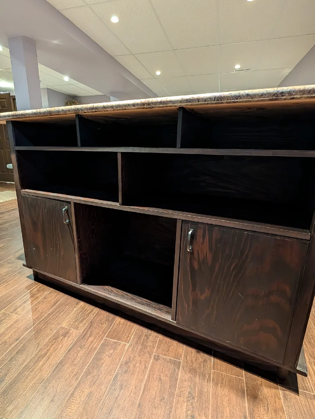 Home Bar with Storage image indicator(2)