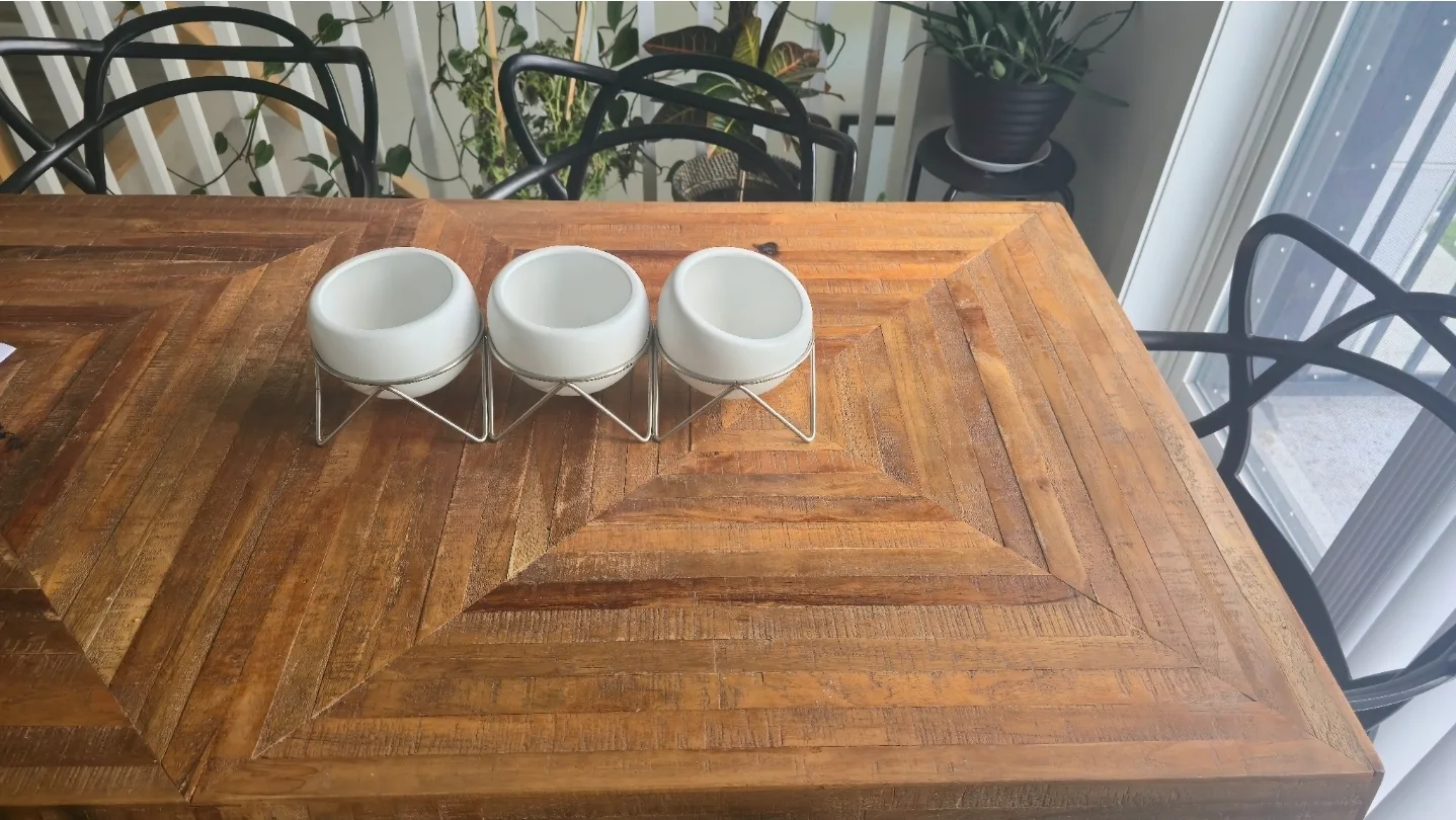 Moving Sale - Set of Ceramic Decorative image indicator(4)