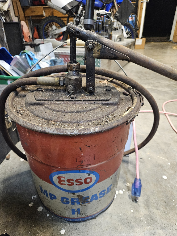 Vintage Esso MP Grease Bucket Pump