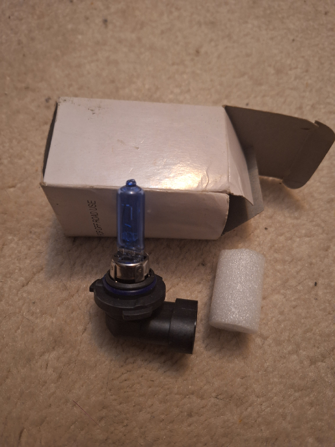 NEW 9005 12V Day Light Bulb 💡
