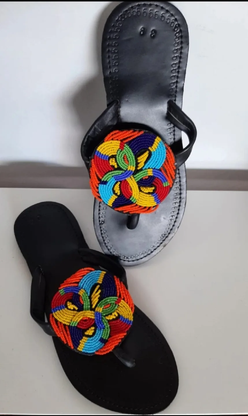 Handmade African Beaded Sandals image indicator(2)