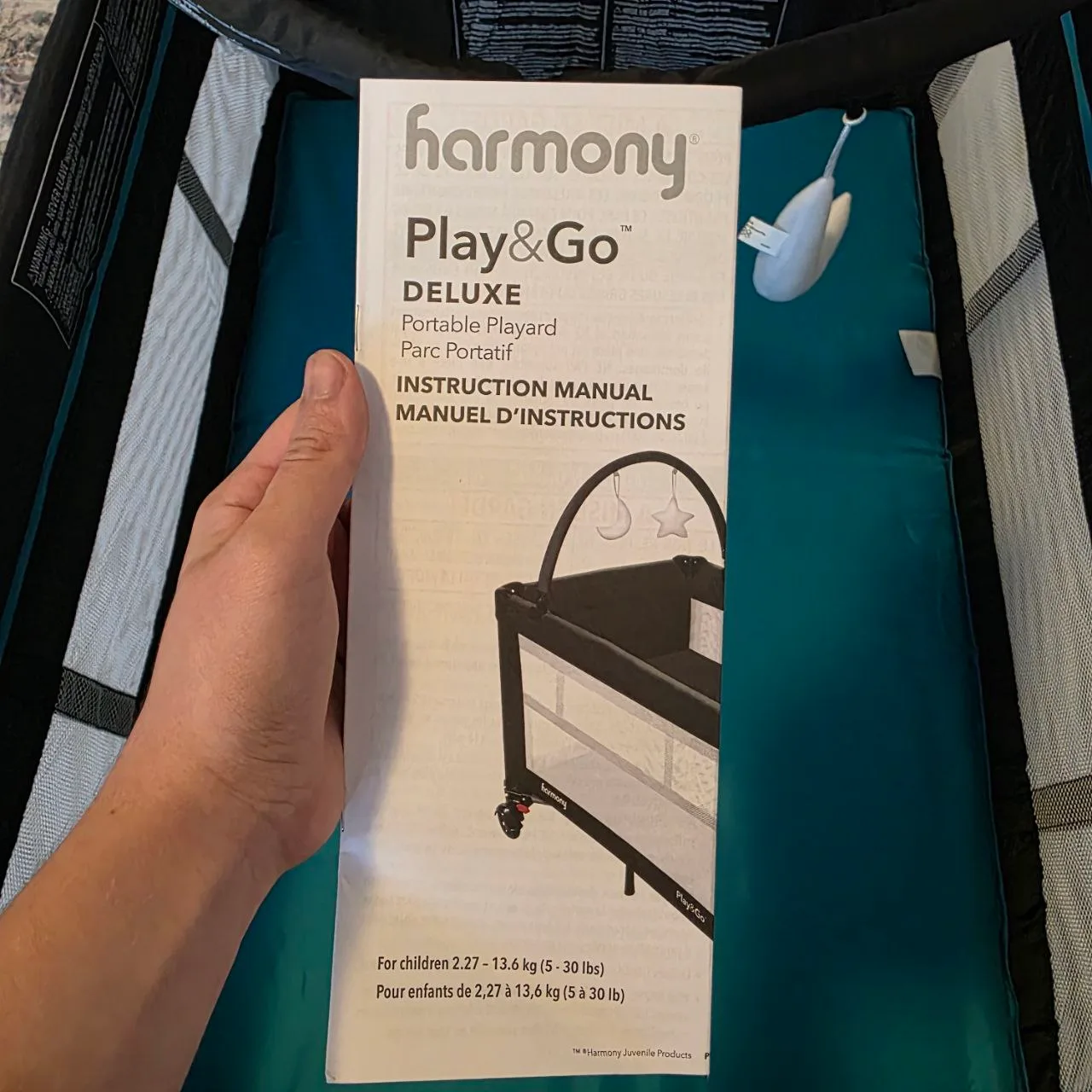 Harmony Play & Go Deluxe Playard, 40" x 28" x 29" image indicator(4)