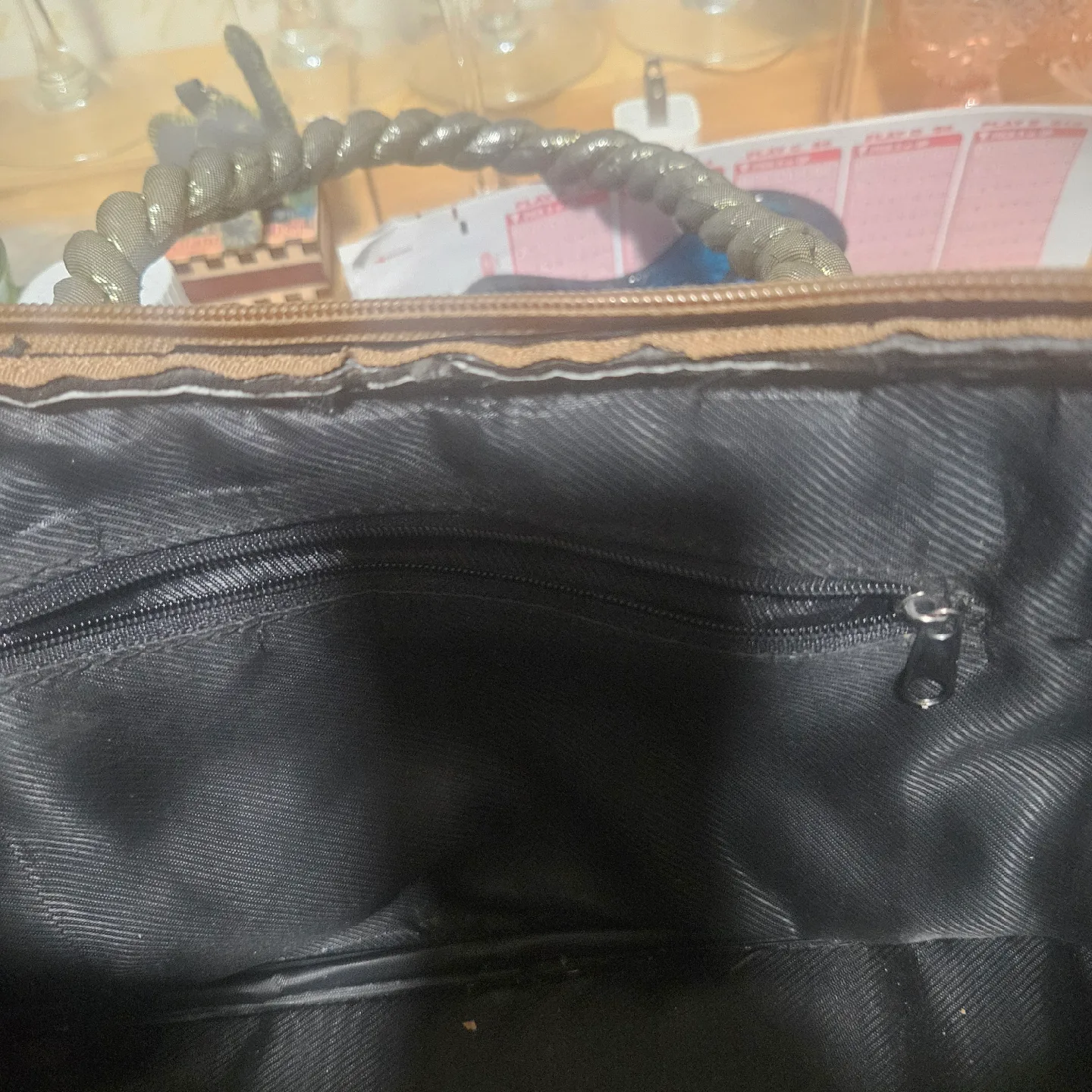 VTG Flowers Embroidered Velvet Hand Bag image indicator(3)